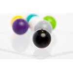 Värikäs puuhelmi 14 mm 20kpl Musta