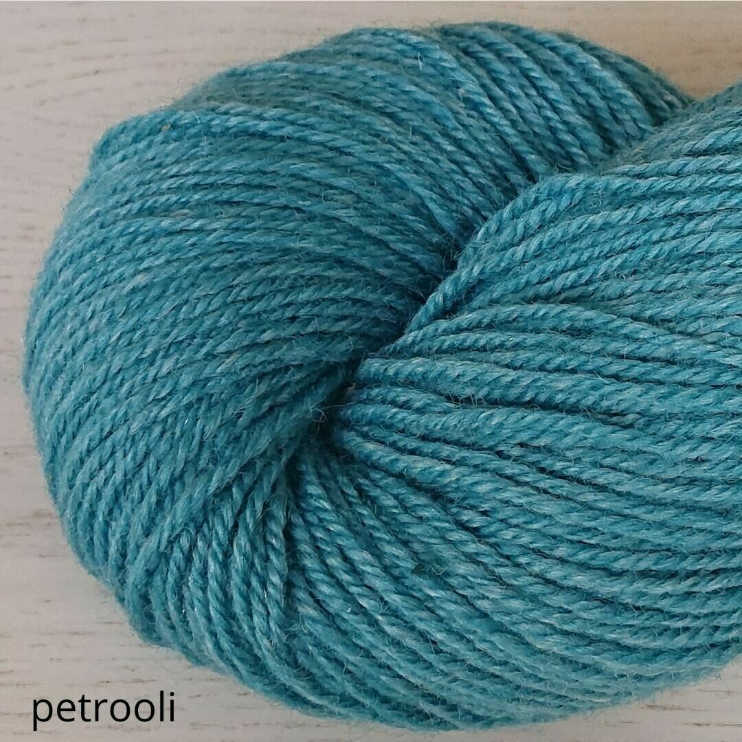 Vuonue Pentti värjätty Petrooli