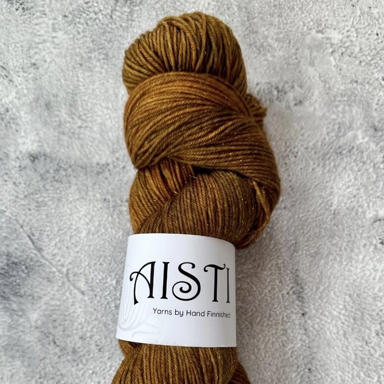 Hand Finnished Aisti ohut sukka 100 g / 400 Kimalle Kermatoffee