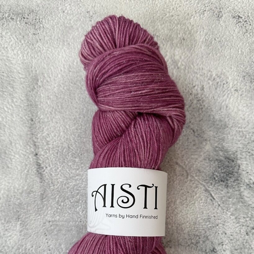 Hand Finnished Aisti ohut sukka 100 g / 400 Kimalle Outo marjapuuro