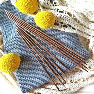 Pony Ruusupuiset sukkapuikot 15 cm