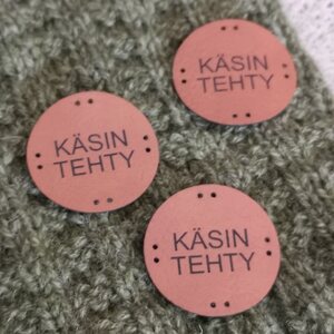 Käsin tehty - keinonahkamerkki