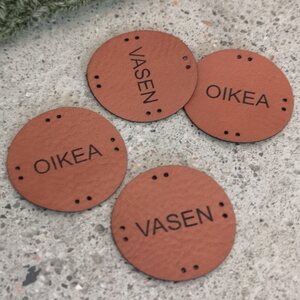 Vasen ja Oikea - keinonahkamerkki