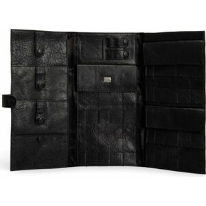 Muud Lucy black